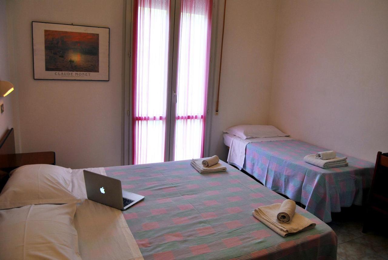 רימיני Hotel Samoa מראה חיצוני תמונה